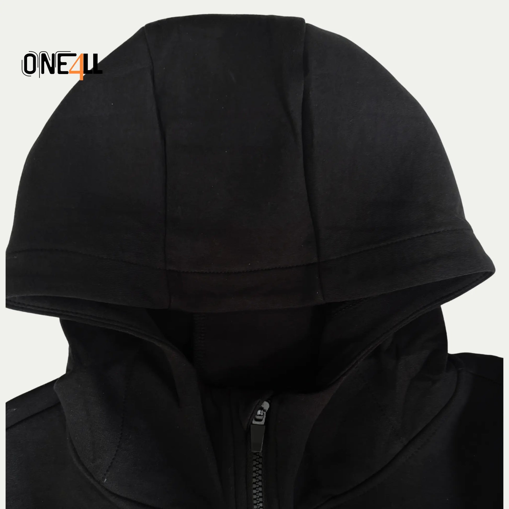 14ALLE - EINS FÜR ALLE - ONE4ALL
Tech Windrunner Jacke aus Fleece  in Schwarz mit Reißverschluss – perfekt für den kalte wetter